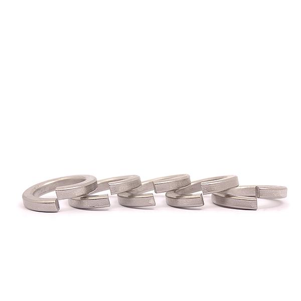 3099-3 Veerringen - METRIC 3000PSI